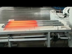 Węglowy pręt w kształcie litery U